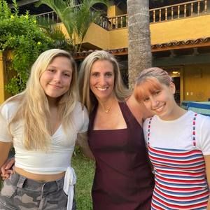 Meet your Posher, Veronica